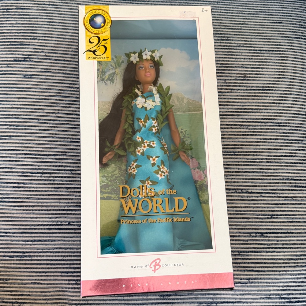 Barbie, Dolls of the World Princess of the Pacific Islands 25th Anniversary Doll